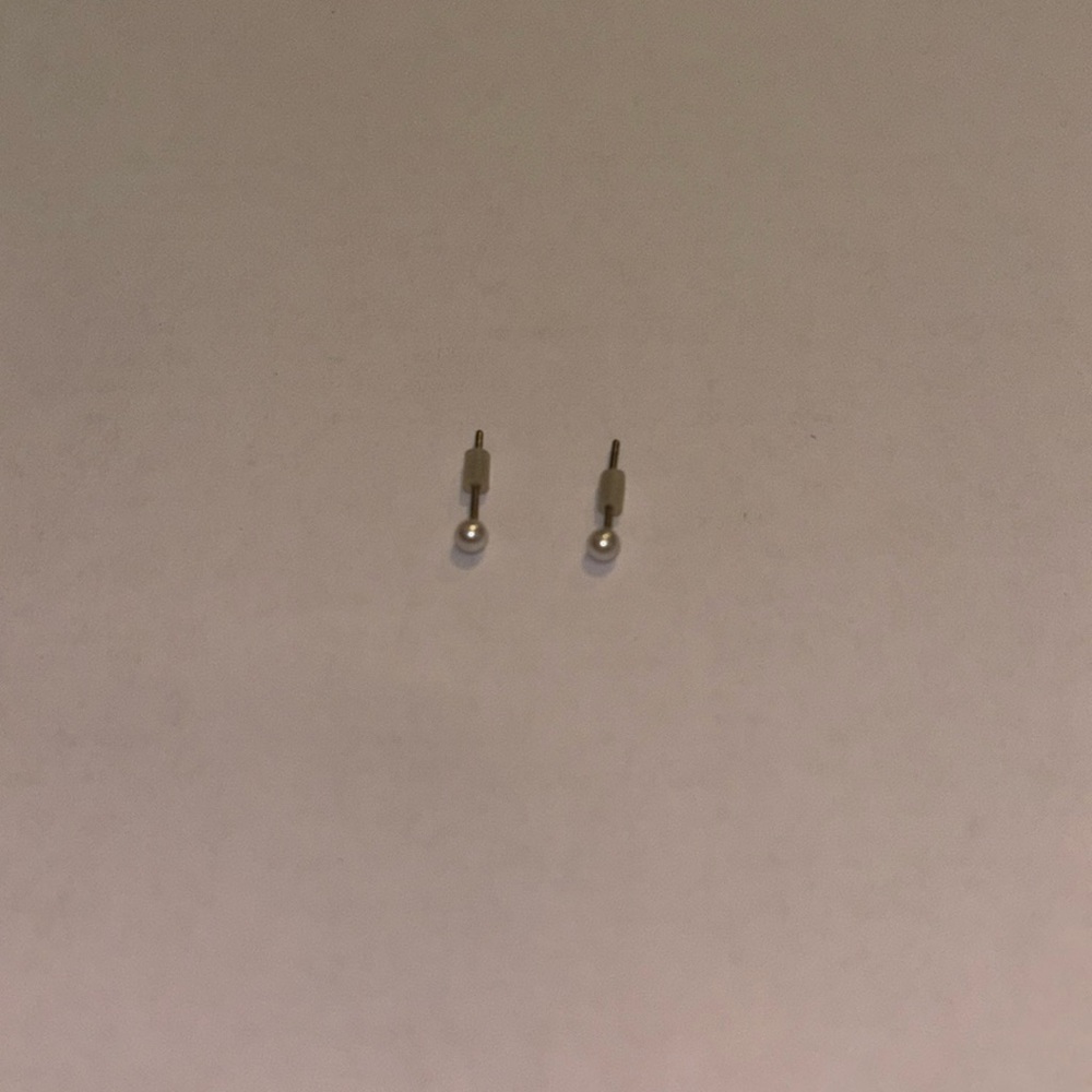 Pearl earrings (silver)